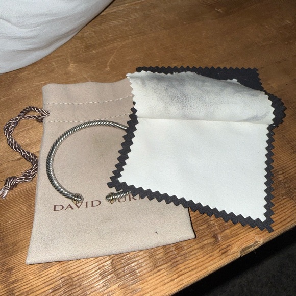 David Yurman Classic Cable Bracelet w/Gold 4mm Size Medium - Picture 3 of 5